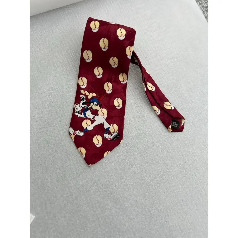 Vintage 90's Mickey Unlimited Disney Goofy Baseball Novelty Necktie L58 W 3.75